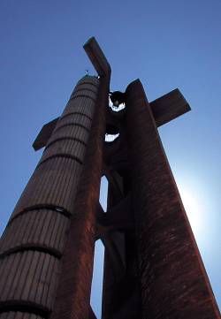 Campanile.jpg (10046 byte)