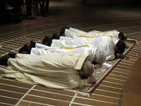 Alcuni momenti della Concelebrazione per la Professione perpetua nella Congregazione dei Figli dell'Amore Misericordioso di D. Ruggero Ramella, D. Giuseppe Alessi, D. Ignazio Carrubba e D. Giuseppe Bazouzou.