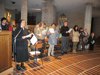 Sr. Erika con il Coro parrocchiale