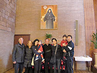 Don Giusppe con i suoi famigliari